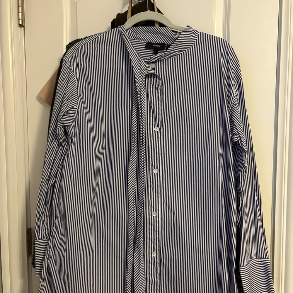 Theory Women Navy and White Striped Button Down Shirt